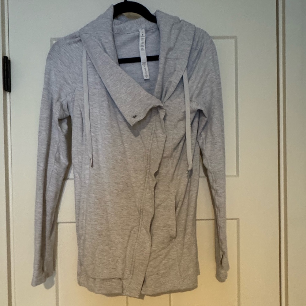 Lululemon jacket-size 4